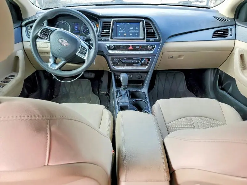 2019 HYUNDAI SONATA SE  