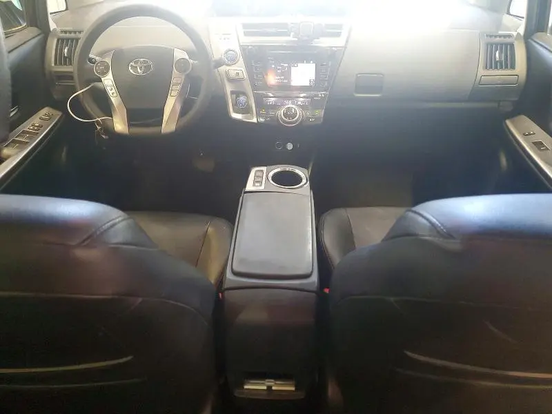 2016 TOYOTA PRIUS V THREE  