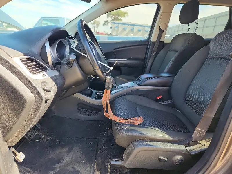 2020 DODGE JOURNEY SE  