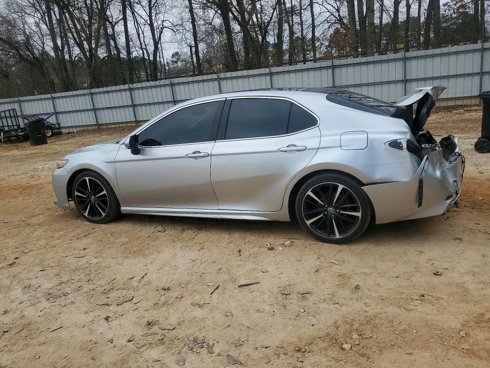 2018 TOYOTA CAMRY XSE  