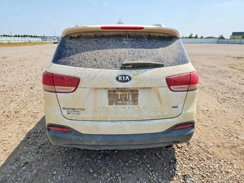 2017 KIA SORENTO LX  