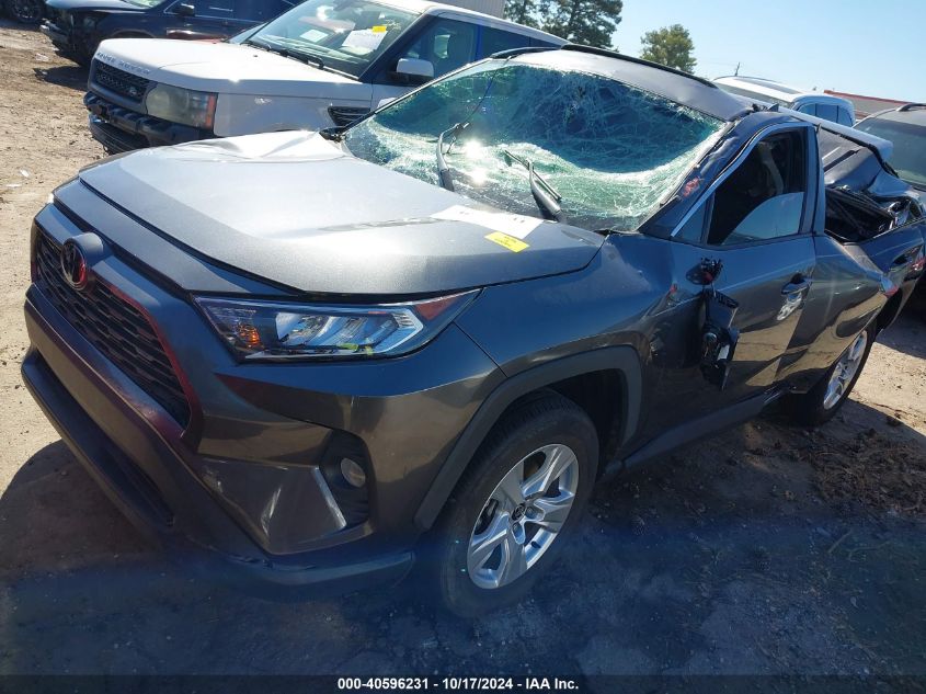 2021 TOYOTA RAV4 XLE