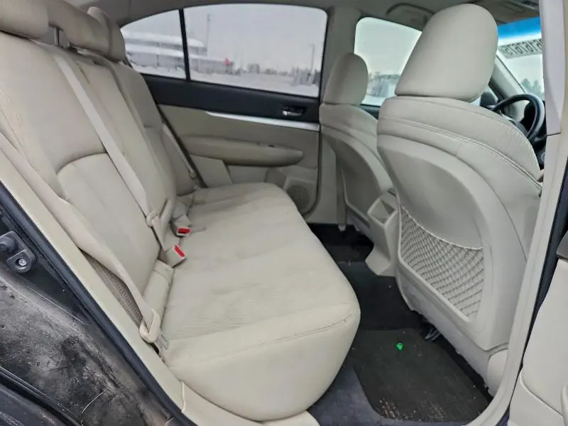 2010 SUBARU LEGACY 2.5I PREMIUM  