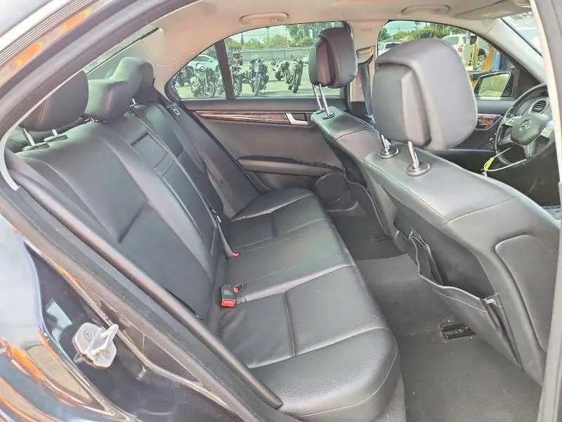 2012 MERCEDES-BENZ C 250  
