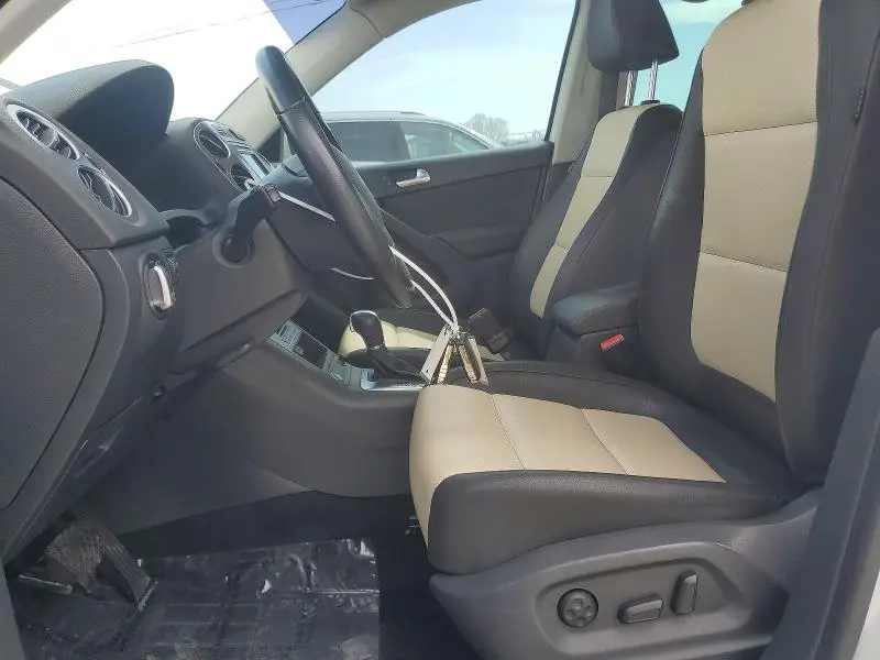 2017 VOLKSWAGEN TIGUAN WOLFSBURG  