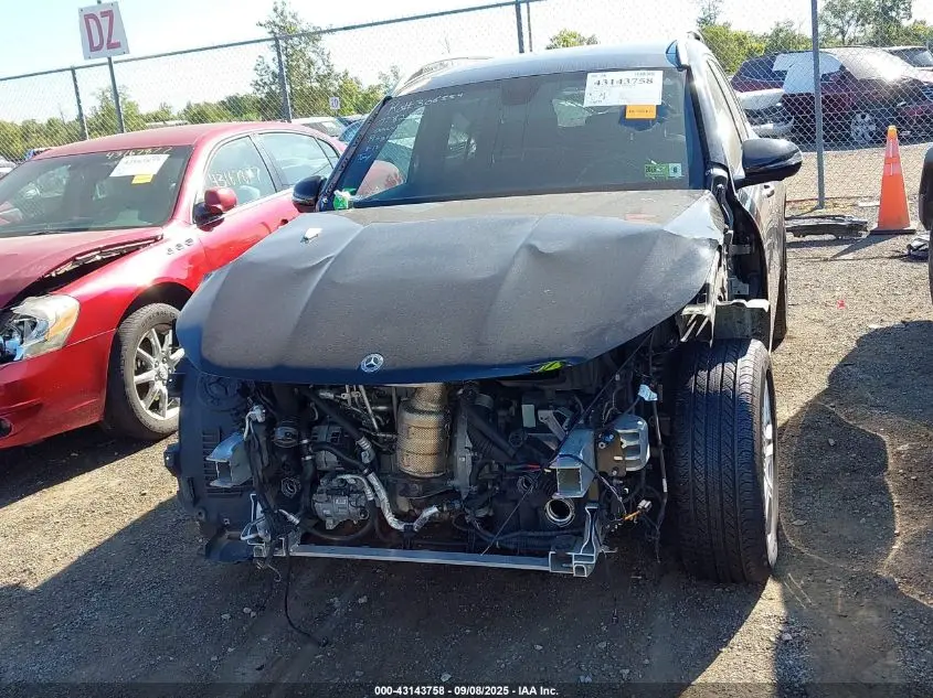 2023 MERCEDES-BENZ GLB 250 4MATIC