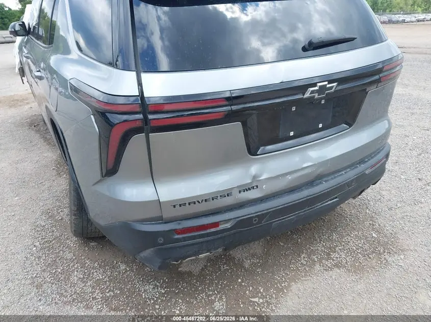 2024 CHEVROLET TRAVERSE AWD LS