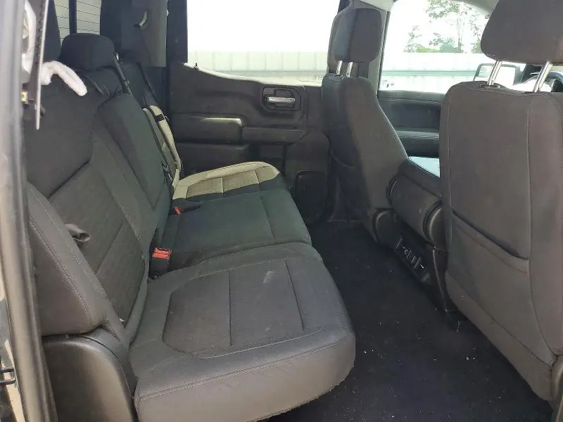 2021 CHEVROLET SILVERADO K1500 LT  