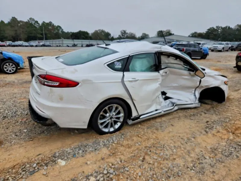 2019 FORD FUSION TITANIUM  