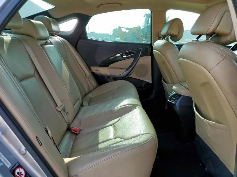 2012 HYUNDAI AZERA GLS  