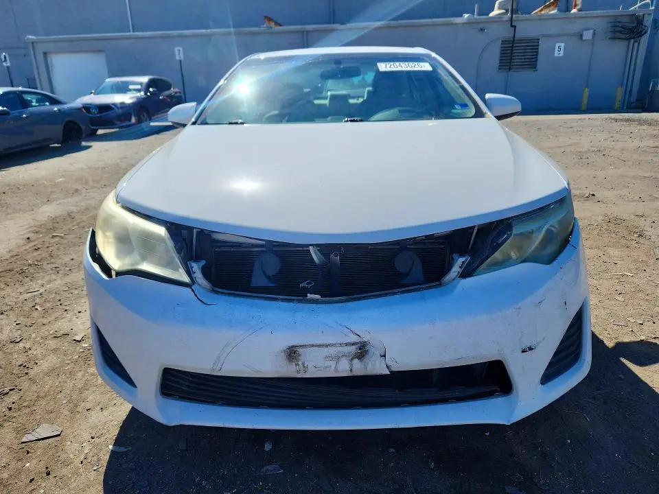 2014 TOYOTA CAMRY L  