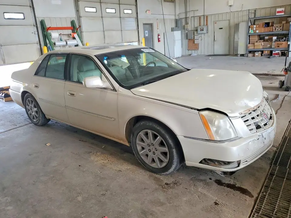 2010 CADILLAC DTS PREMIUM COLLECTION  