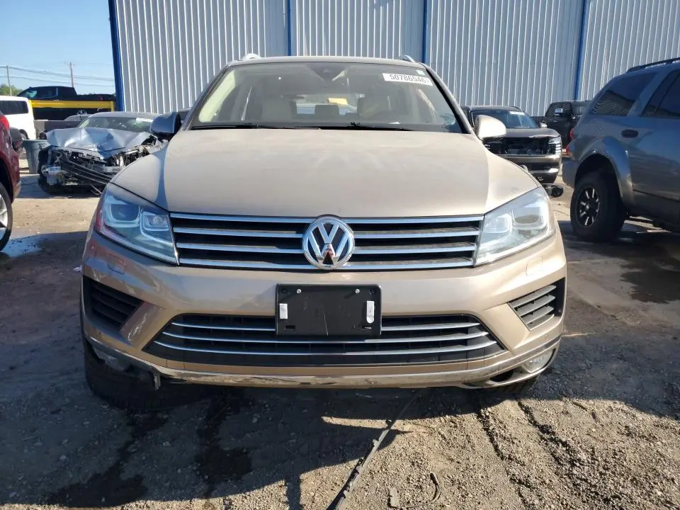 2016 VOLKSWAGEN TOUAREG SPORT  