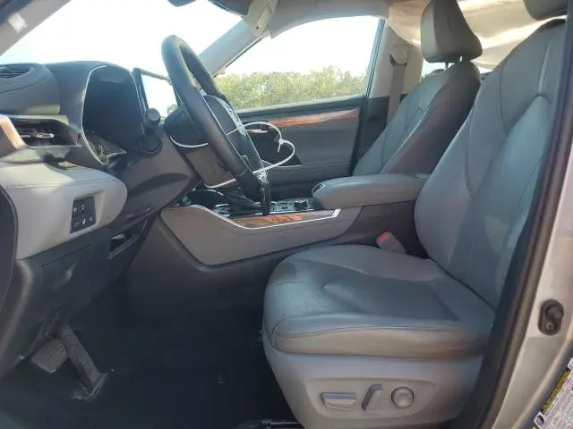 2020 TOYOTA HIGHLANDER LIMITED  