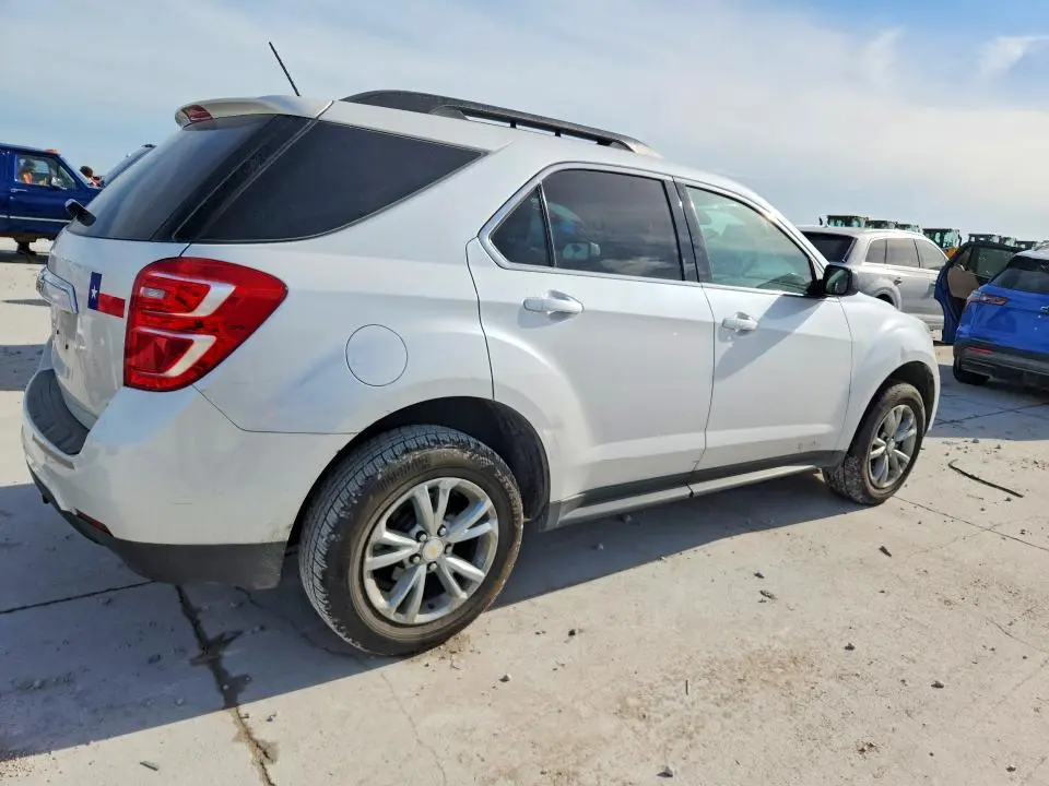 2017 CHEVROLET EQUINOX LT  