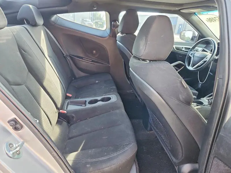 2017 HYUNDAI VELOSTER VALUE EDITION  