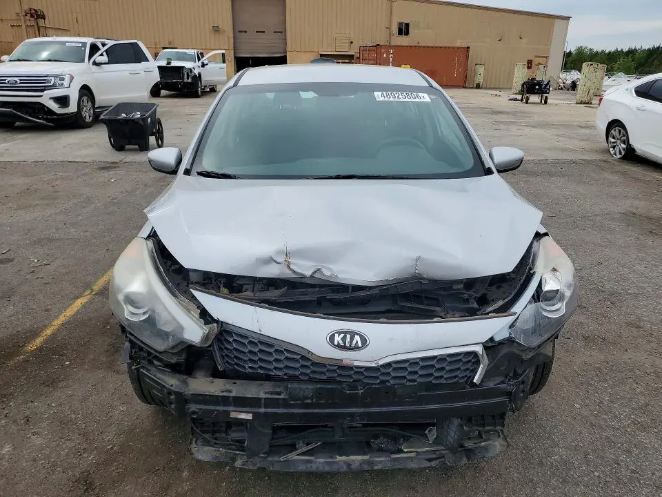 2016 KIA FORTE LX  