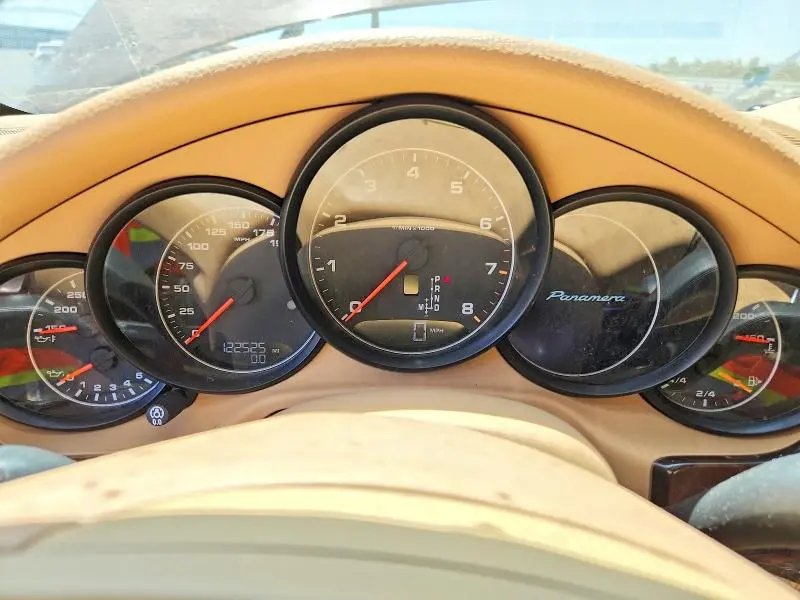 2014 PORSCHE PANAMERA 2  