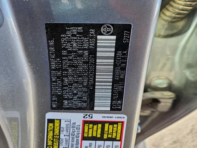 2025 TOYOTA CAMRY SE  