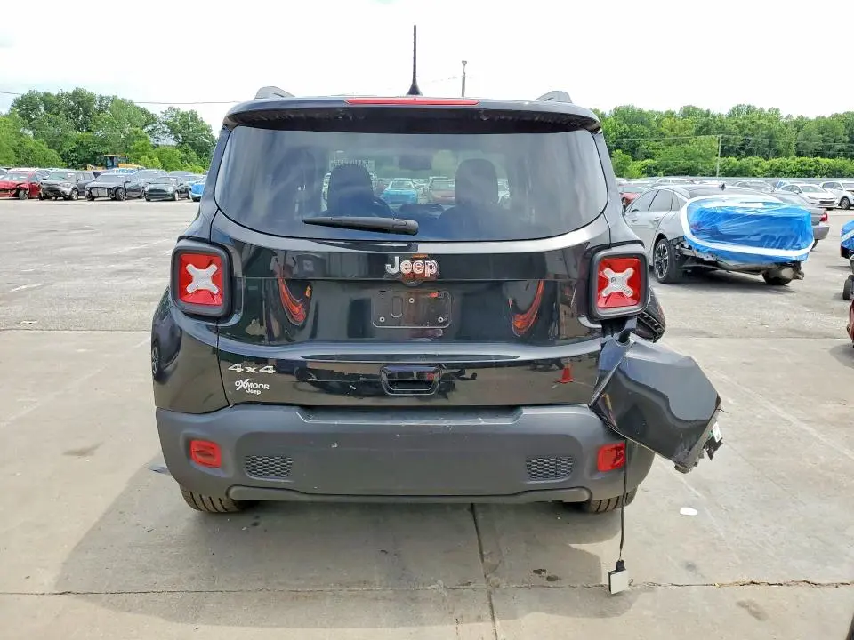 2023 JEEP RENEGADE LATITUDE  