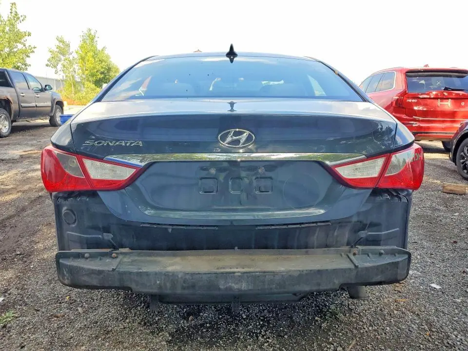 2011 HYUNDAI SONATA GLS  