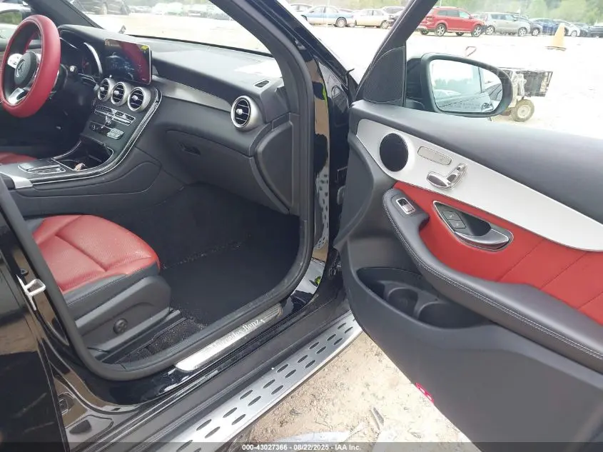 2022 MERCEDES-BENZ GLC 300 SUV