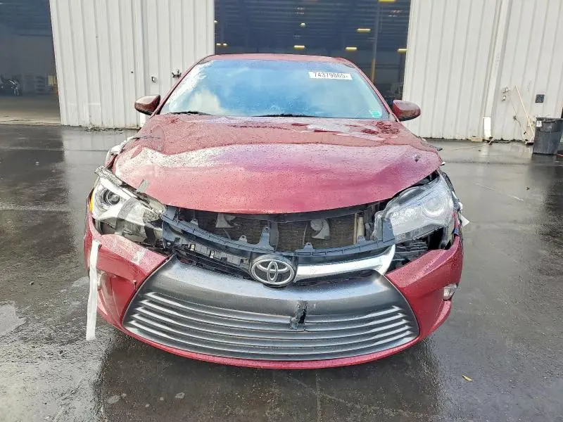 2015 TOYOTA CAMRY LE  