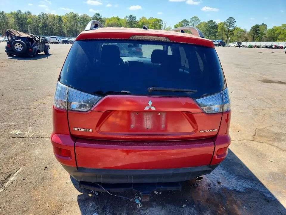 2011 MITSUBISHI OUTLANDER ES  