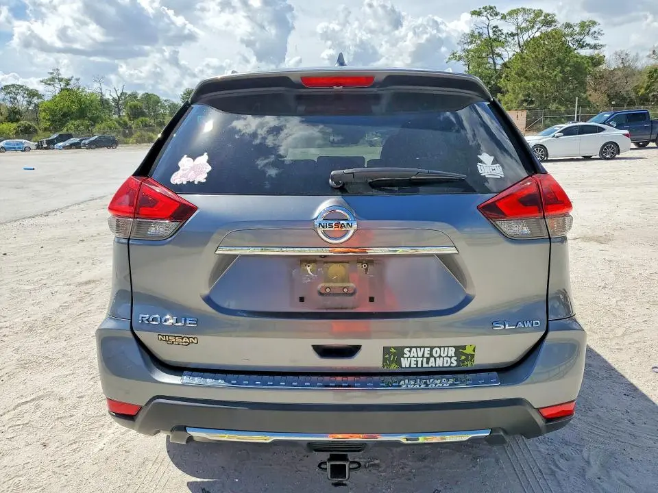 2018 NISSAN ROGUE SL  