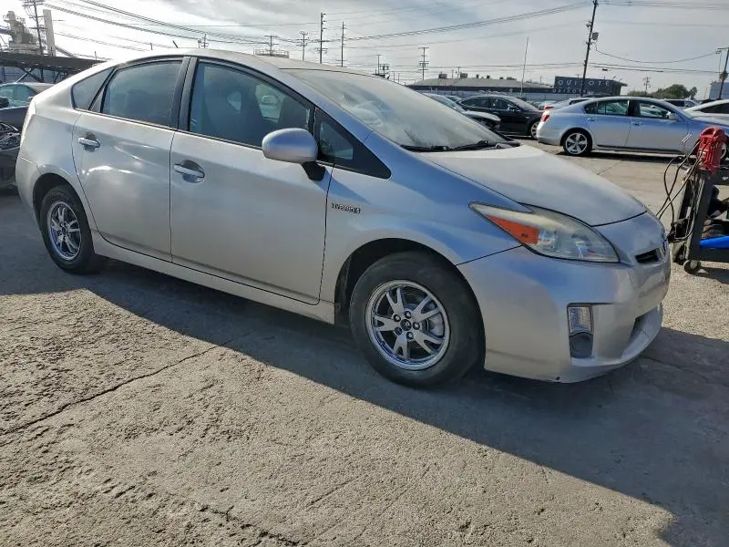 2010 TOYOTA PRIUS