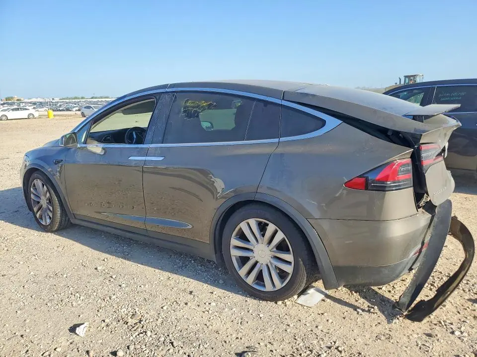 2016 TESLA MODEL X   