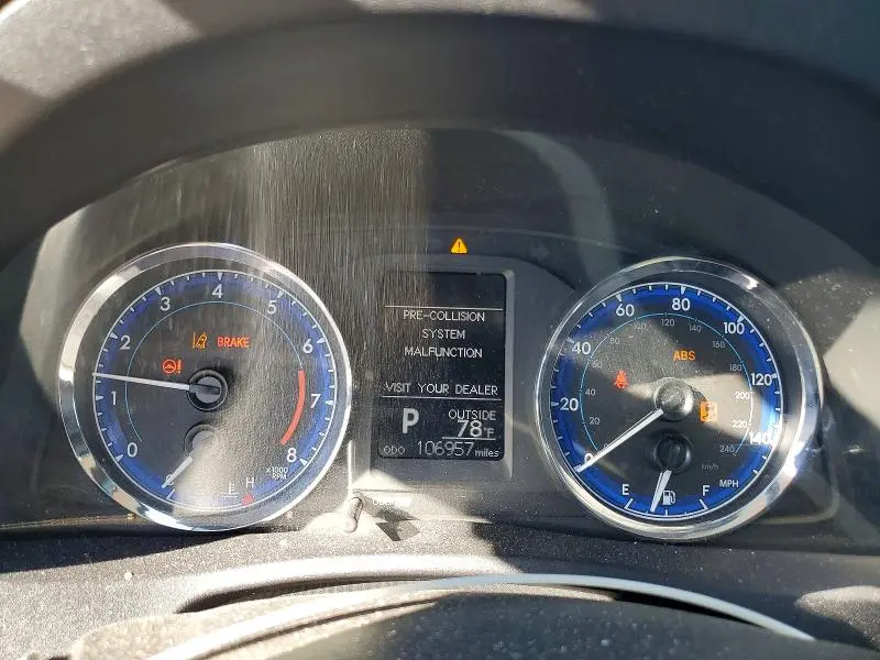 2017 TOYOTA COROLLA LE  