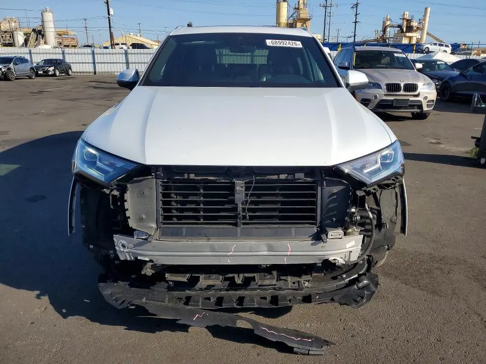 2021 AUDI Q7 PREMIUM  
