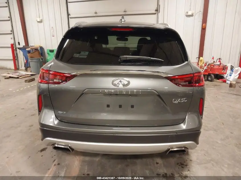 2019 INFINITI QX50 LUXE