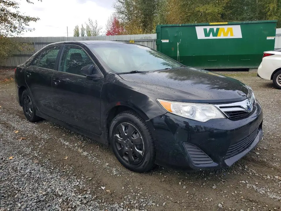 2012 TOYOTA CAMRY SE  