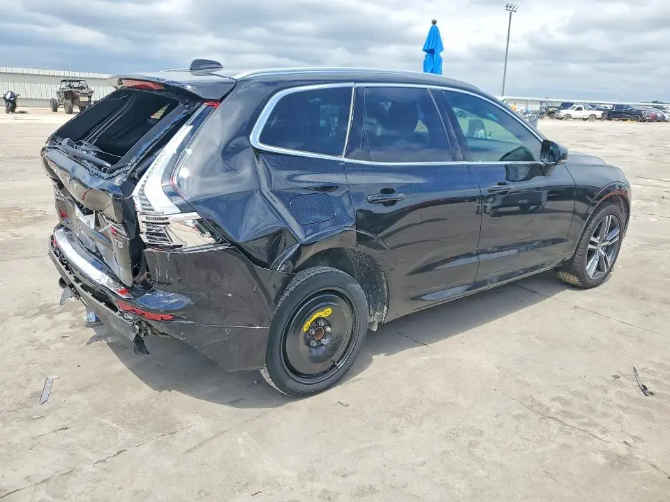 2019 VOLVO XC60 T5 MOMENTUM  