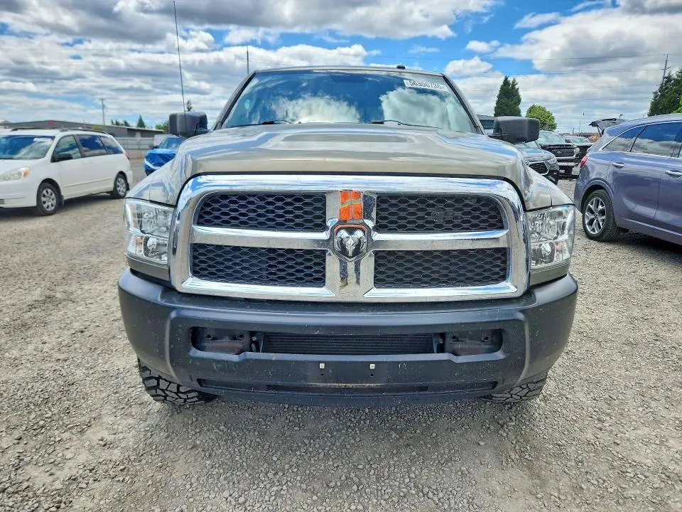 2013 RAM 2500 SLT  