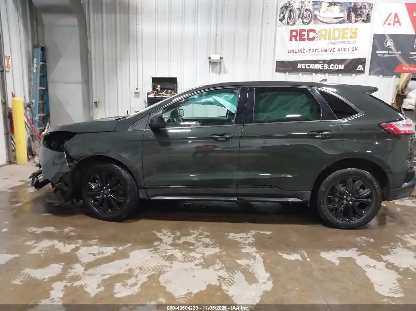 2022 FORD EDGE SE