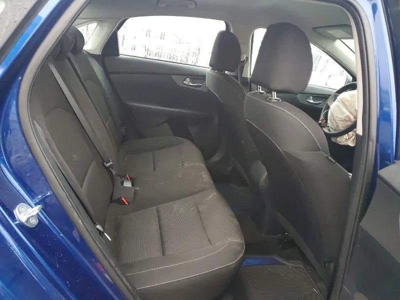 2021 KIA FORTE FE  