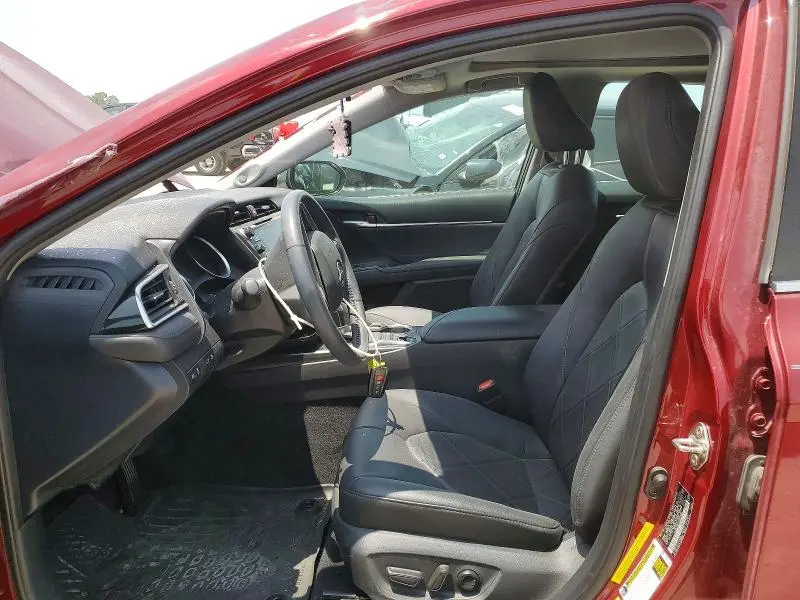 2018 TOYOTA CAMRY XLE V6  