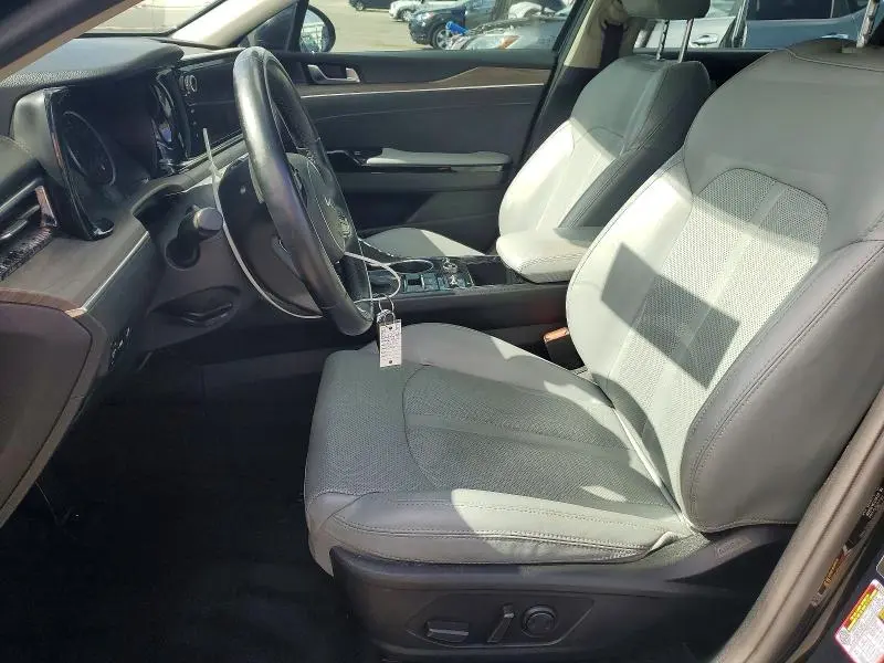 2023 KIA K5 EX  