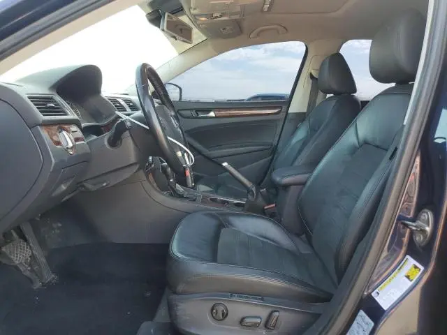 2013 VOLKSWAGEN PASSAT SEL  