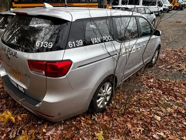 2016 KIA SEDONA L  