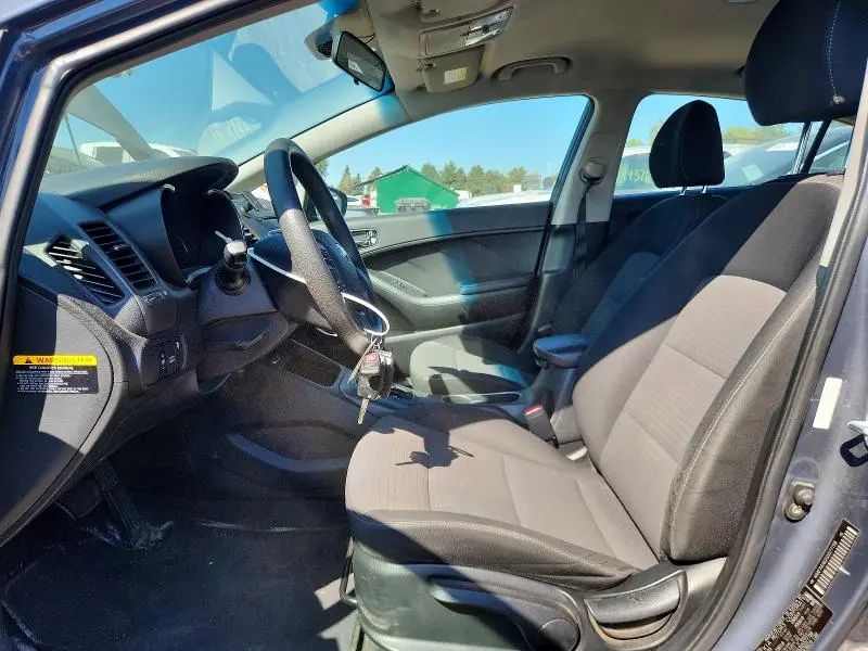 2016 KIA FORTE LX  