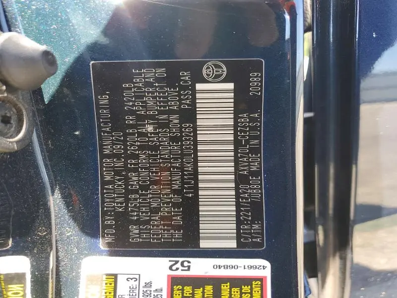 2020 TOYOTA CAMRY SE  