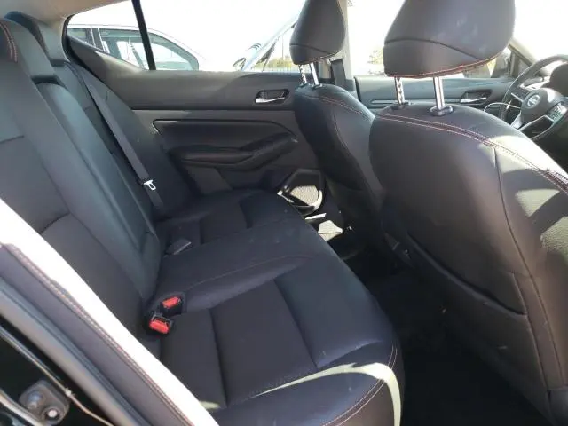 2019 NISSAN ALTIMA SR  