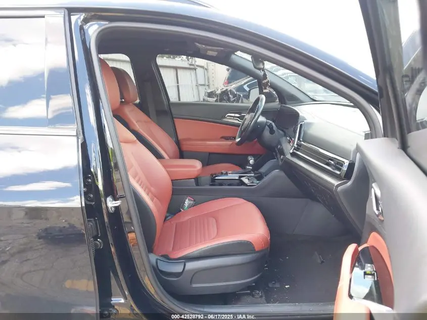 2025 KIA SPORTAGE SX
