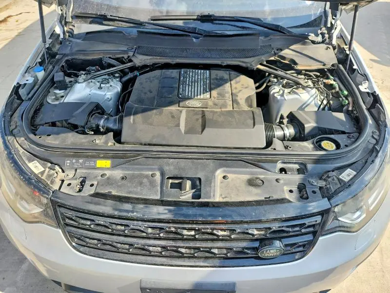 2018 LAND ROVER DISCOVERY HSE LUXURY  