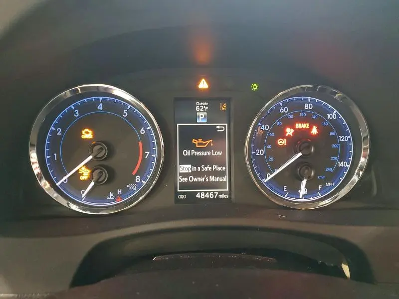 2019 TOYOTA COROLLA SE  