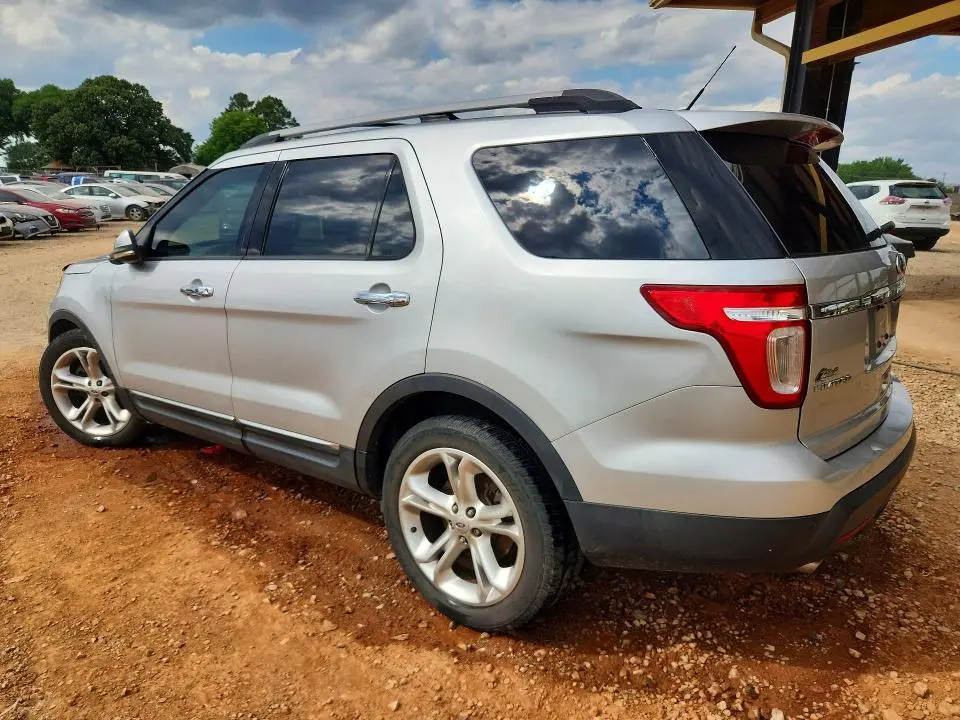 2011 FORD EXPLORER LIMITED  